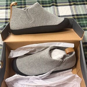 Alpine Design Men’s Gray Wool Slip-On Shoe Boots
